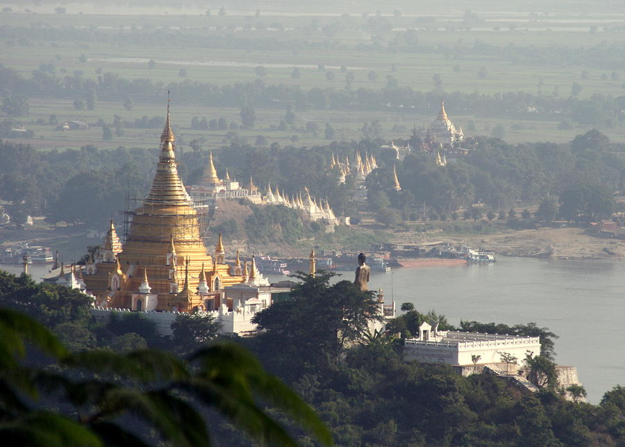 Sagaing Hill, Burma Photograph by Joe & Clair Carnegie / Libyan Soup