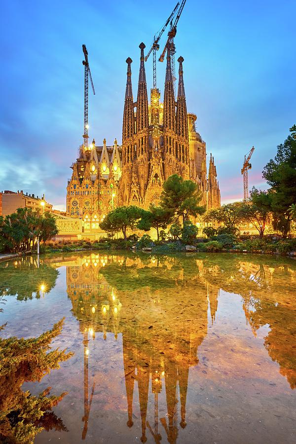 Sagrada Familia Design By Antoni Gaudi Photograph by Jan Wlodarczyk ...