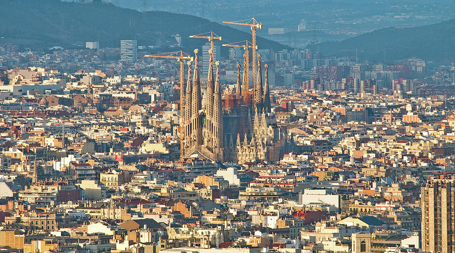 Sagrada Familia Photograph by Tatyana Kildisheva - Fine Art America