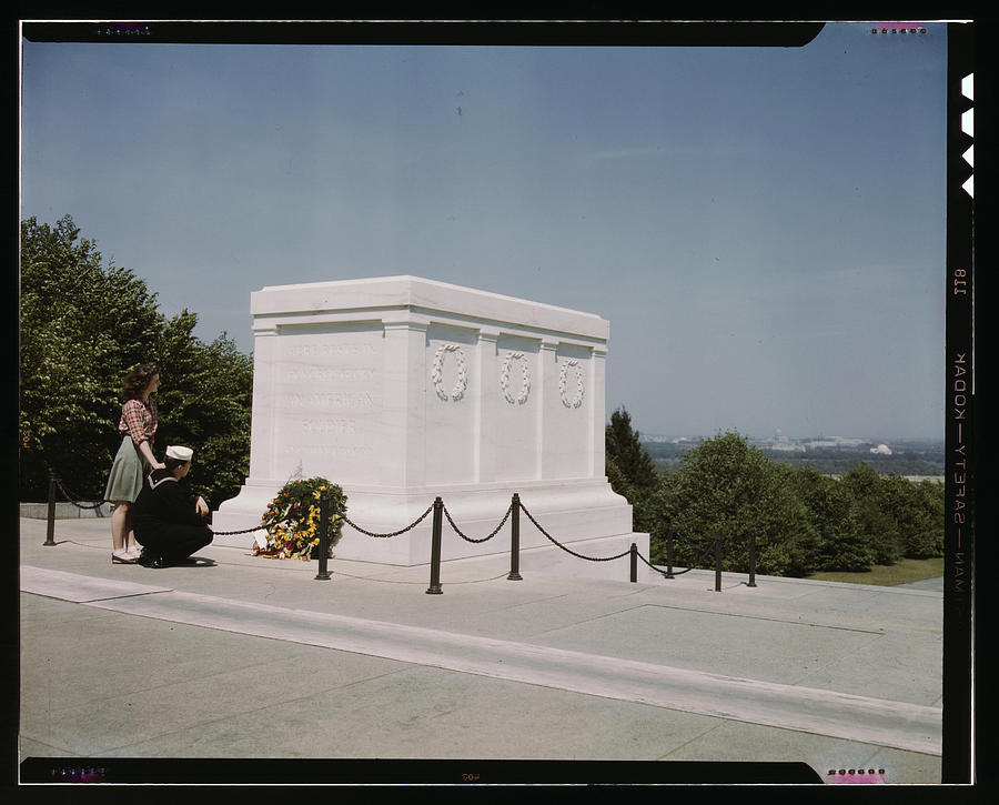 Tomb Painting - Sailor and girl at the Tomb of the Unknown Soldier, Washington, D.C. by Collier, John