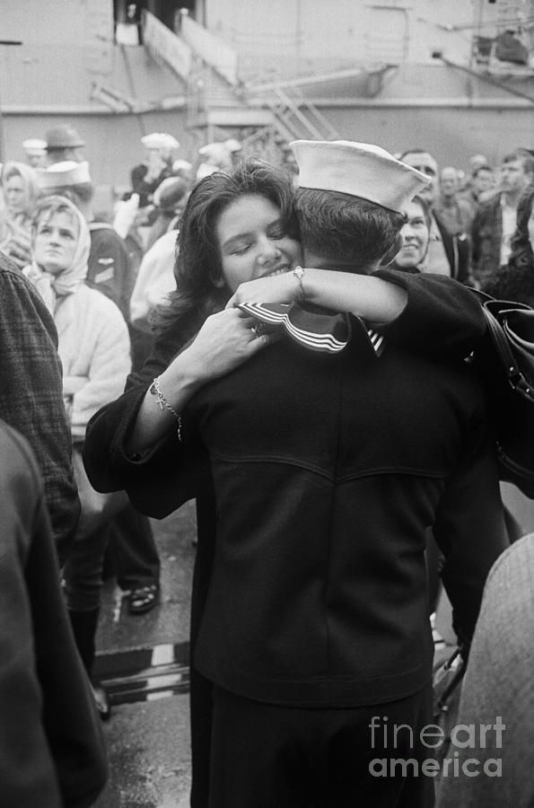 Sailor Hugging Wife During Homecoming Photograph by Bettmann