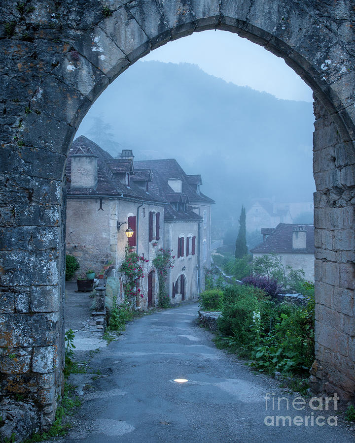 Saint Cirq Lapopie - France Entry - 8x10 Photograph by Brian Jannsen