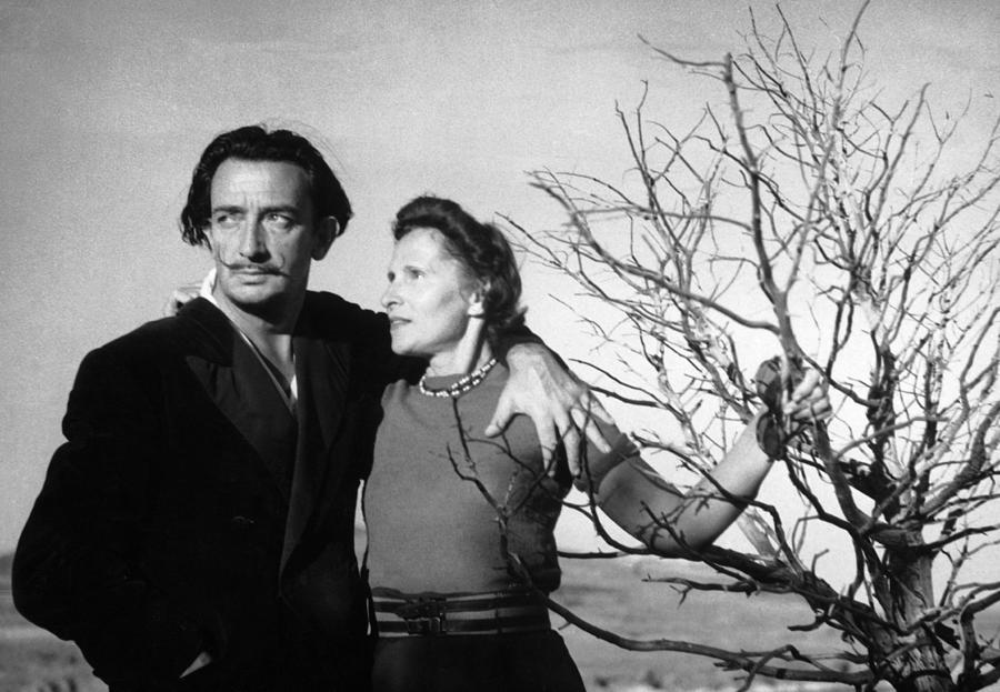 Salvador And Gala Dali Photograph by Keystone-france
