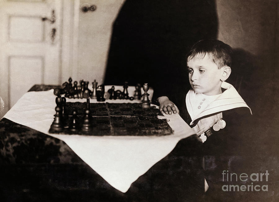 Samuel Rzeschewski Playing Chess Photograph by Bettmann