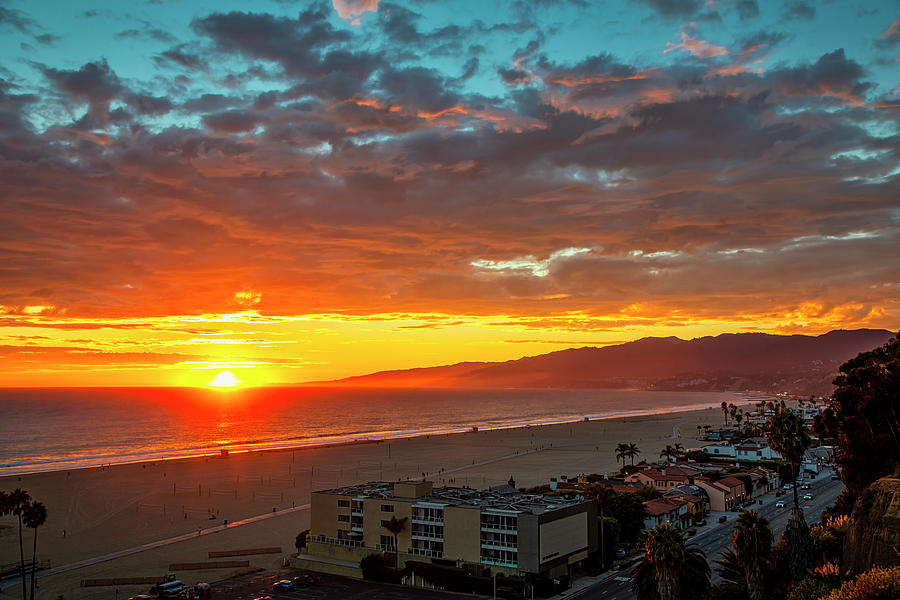 Santa Monica Bay Sunset - 10.1.18 # 2 - 17 Minutes Later Photograph by Gene Parks