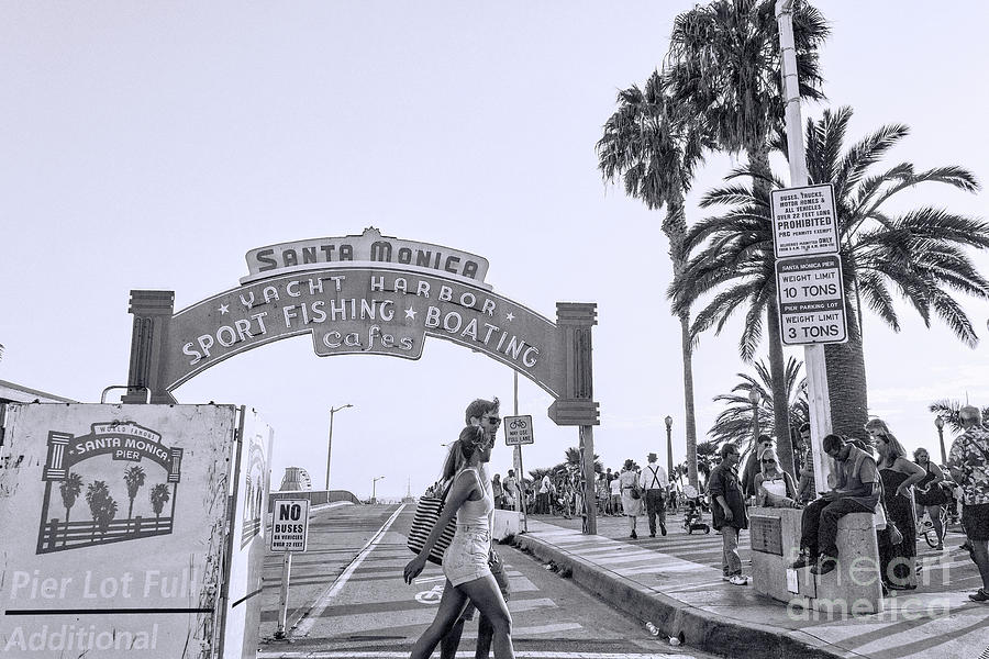 Santa Monica Pier Photograph by Lenore Locken