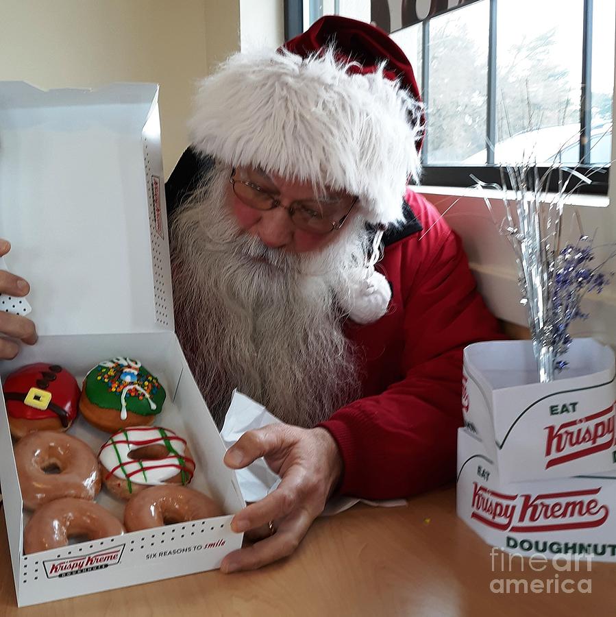 Santa w Krispy Kreme Doughnuts Photograph by GJ Glorijean