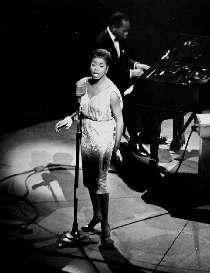 Sarah Vaughan Peforms At The Daily News Photograph by New York Daily