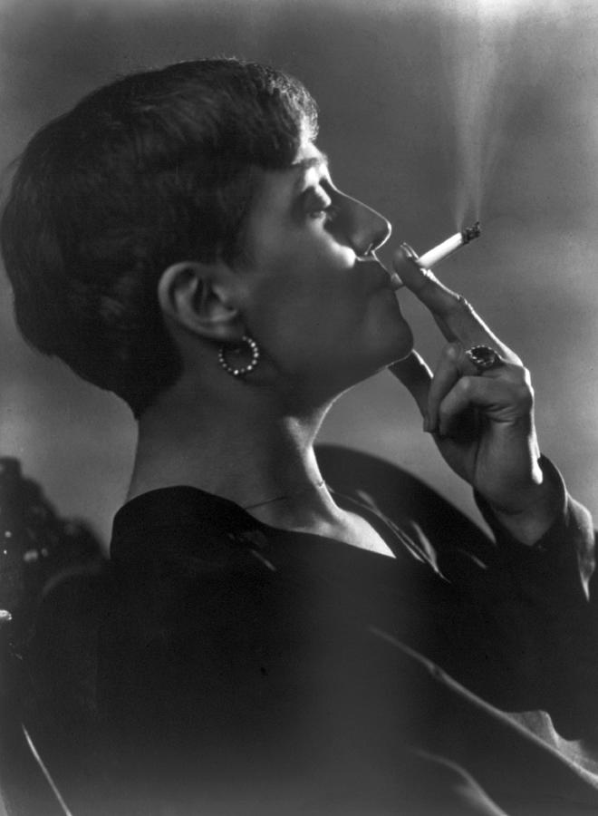 Satisfaction, Glamorous Smoker, 1931 Photograph by Science Source
