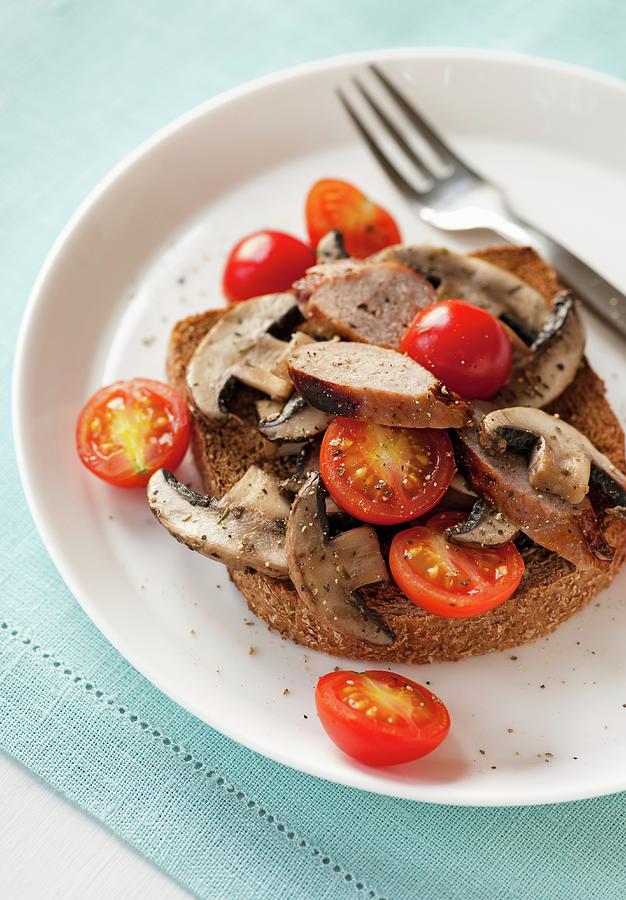 Bread Photograph - Sausages, Mushrooms And Cherry Tomatoes On Toast by Jonathan Short