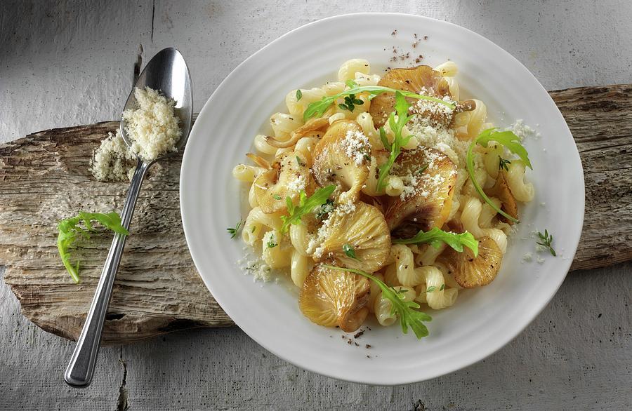 Sauteed Yellow Oyster Mushroom With Cavatappi Pasta Photograph by Paul Williams