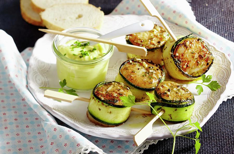 Scallops Wrapped In Courgette With Aioli Photograph by Teubner Foodfoto