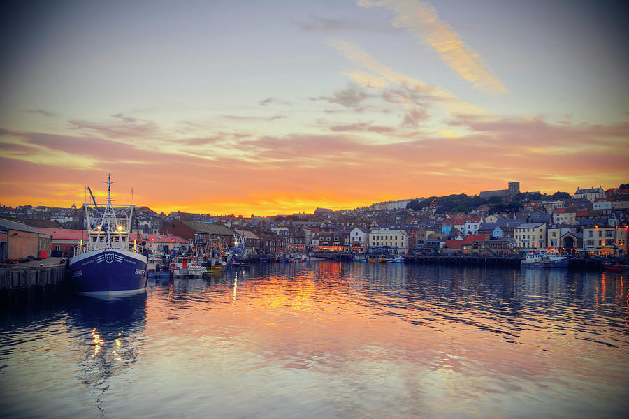 Scarborough Harbour at Sunset Photograph by Ray Devlin