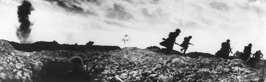 Scarpe Battle Photograph by Hulton Archive