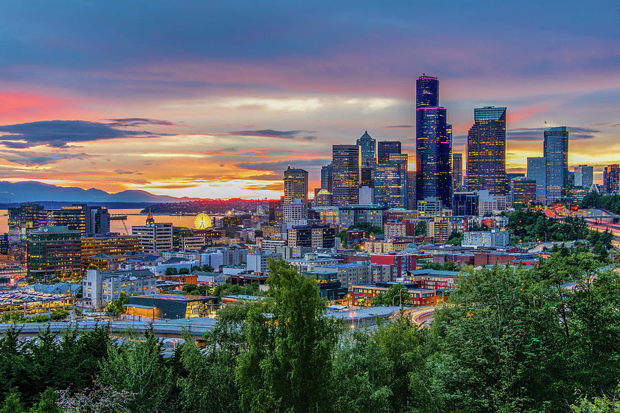 Scenic Seattle Sunset Photograph by Emerita Wheeling