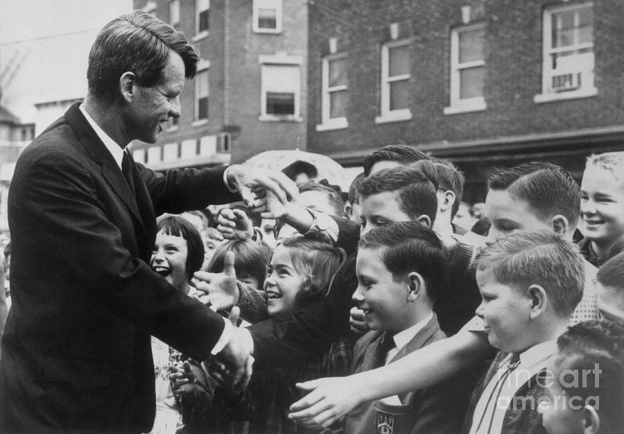 Schoolchildren Greeting Robert Kennedy Photograph by Bettmann