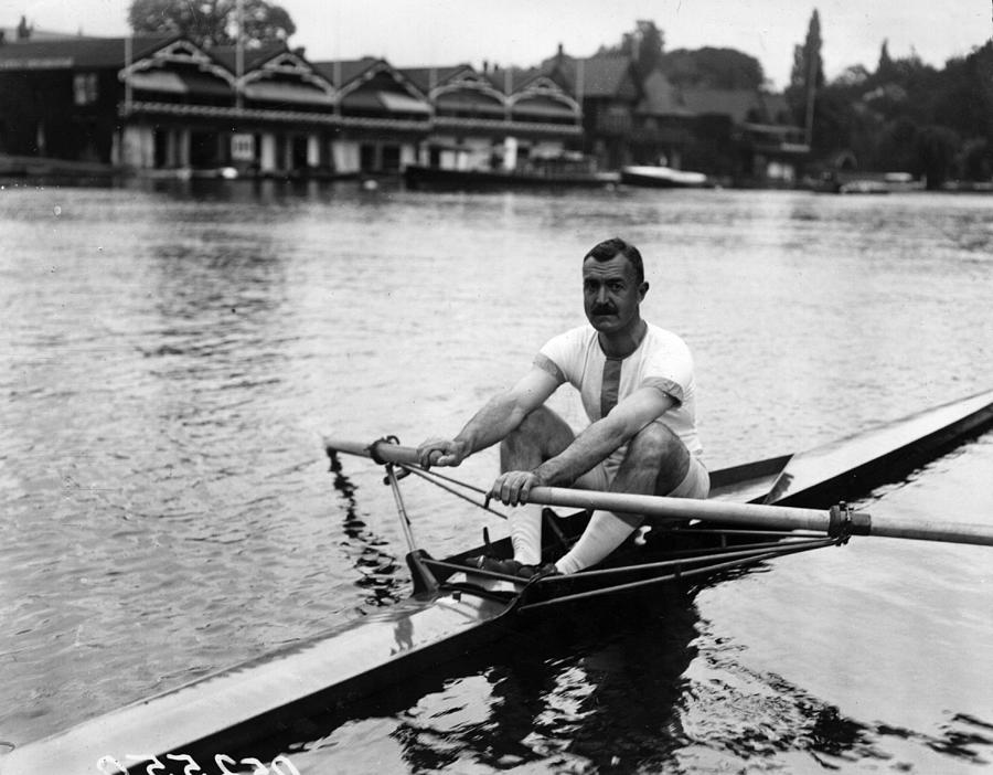 Sculls Photograph by Topical Press Agency