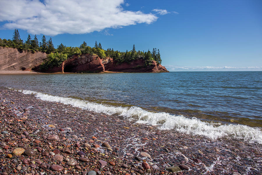 Sea Caves Bay Of Fundy Photograph