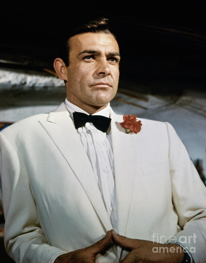 Sean Connery Photograph - Sean Connery As James Bond by Bettmann