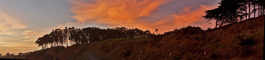 Seascape Ridge Sunset Photograph by Larry Darnell