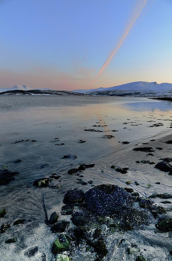 Seaside At Sundown Photograph by John Hemmingsen