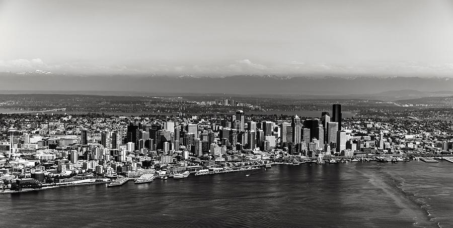 Seattle Skyline - Monochrome Photograph by Mountain Dreams
