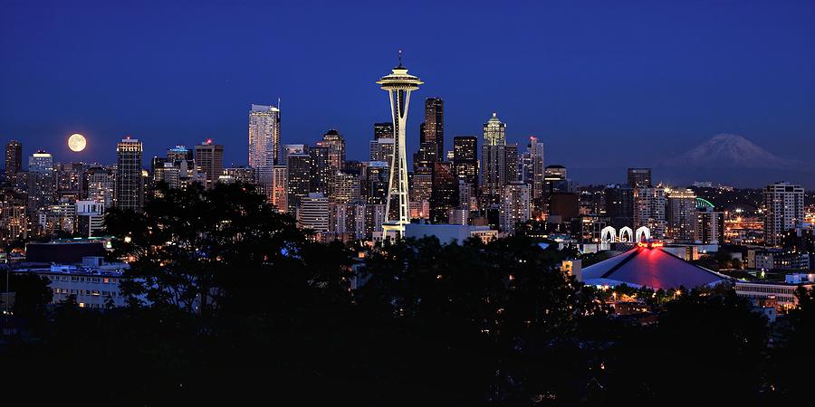 Seattle Skyline Moonrise Photograph by Jonkman Photography