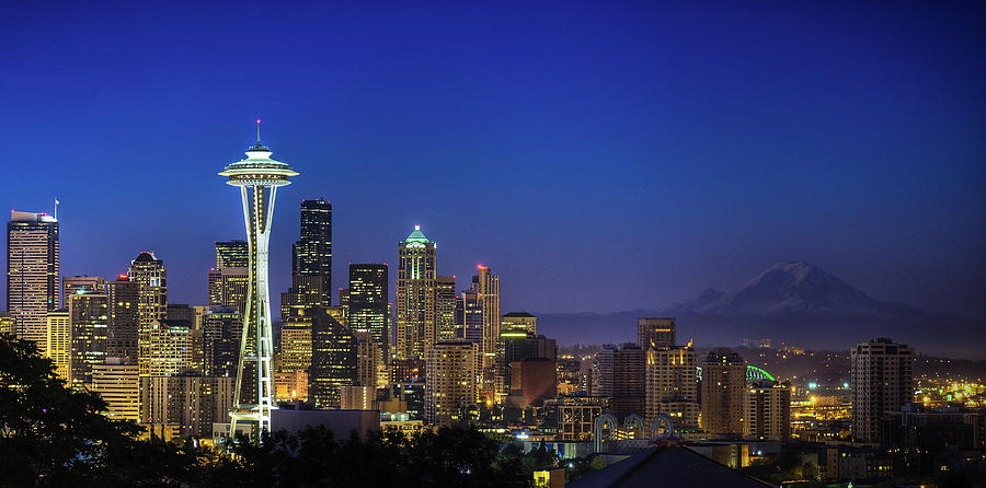 Architecture Photograph - Seattle Skyline by Sebastian Schlueter (sibbiblue)