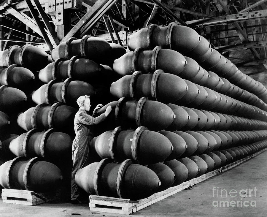 Second World War Munitions Factory Photograph by Us Army/science Photo Library