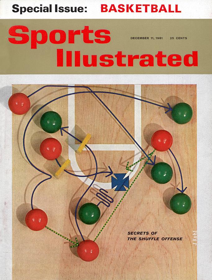 Secrets Of The Shuffle Offense Sports Illustrated Cover Photograph by Sports Illustrated