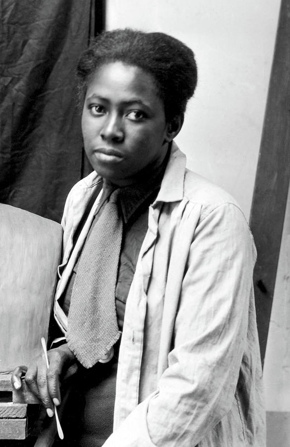 Selma Burke, American Sculptor Photograph By Science Source - Fine Art ...