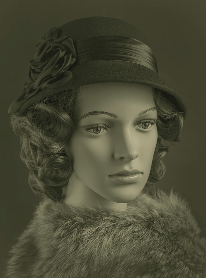 Sepia-1920's Mannequin Head with Black Wool Hat, Fur Collar and ...