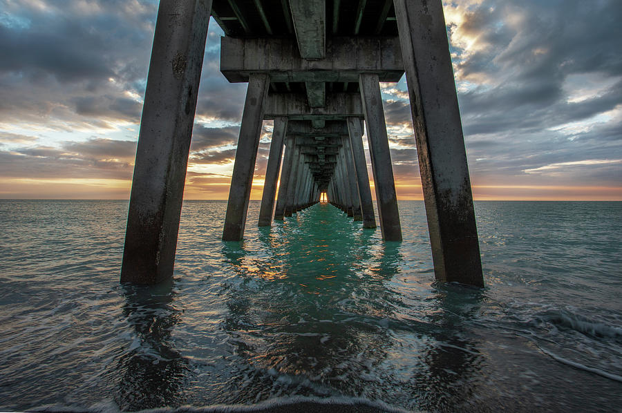 Sharky's On the Pier by Ron Wiltse