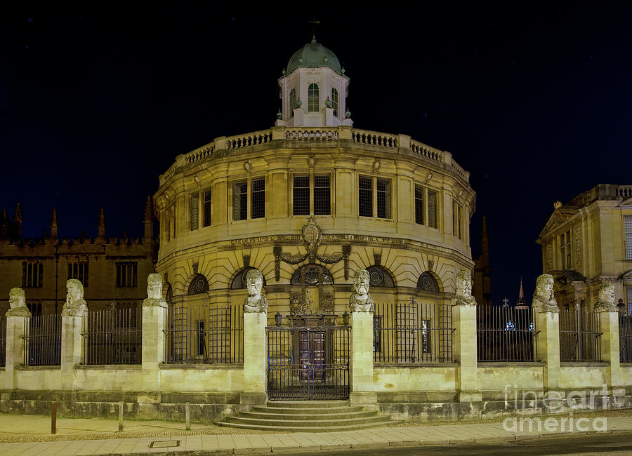 Sheldonian Theatre Oxford Before Dawn Photograph by Tim Gainey
