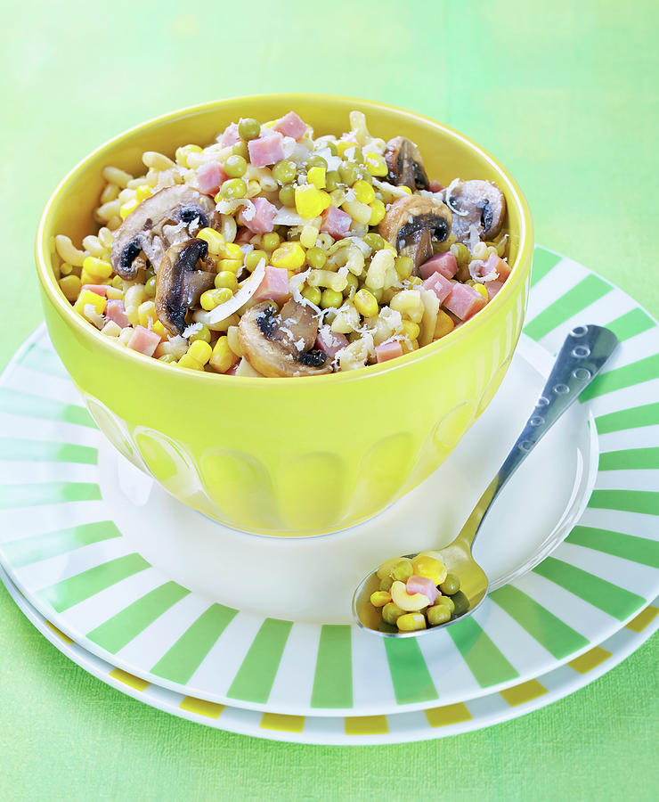 Shell Pasta With Peas,button Mushrooms,diced Ham And Swetcorn Photograph by Scuiz In