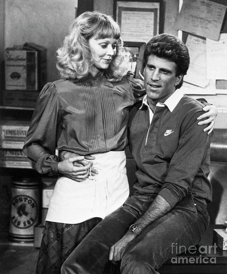Shelley Long And Ted Danson As Sam Photograph by Bettmann