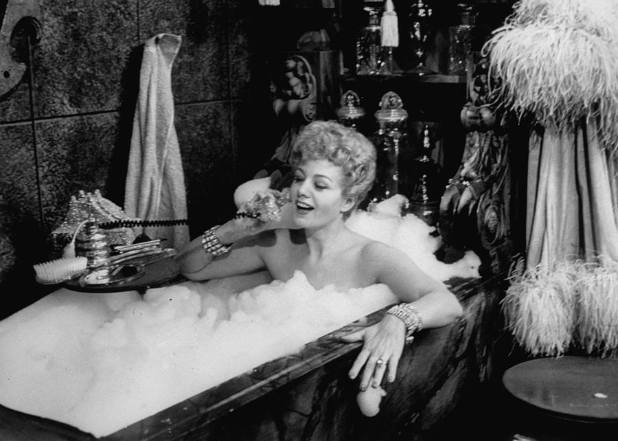 Shelley Winters Photograph by Sharland