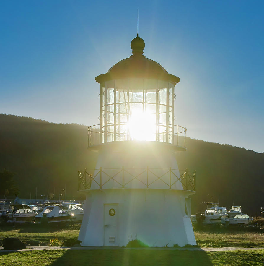 Shelter Cove Lighthouse At Sunrise Photograph by Bill Cannon