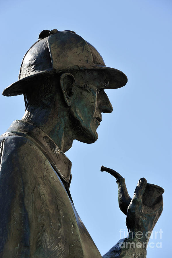 Sherlock Holmes Photograph - Sherlock Holmes Statue, London by 