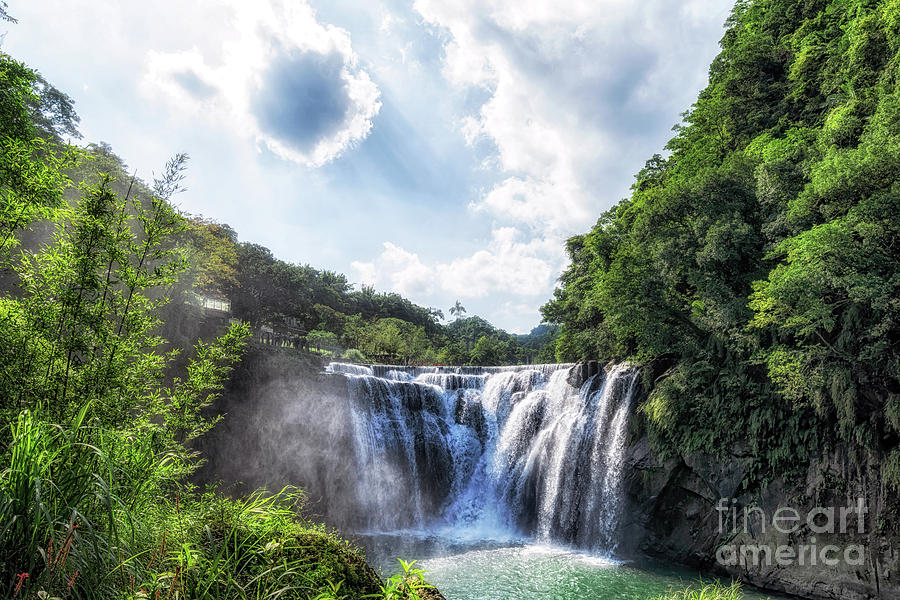Shifen Waterfall In Taiwan Photograph By ron Choi
