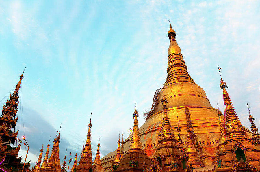 Shwedagon Pagoda, Burma Photograph by Leontura