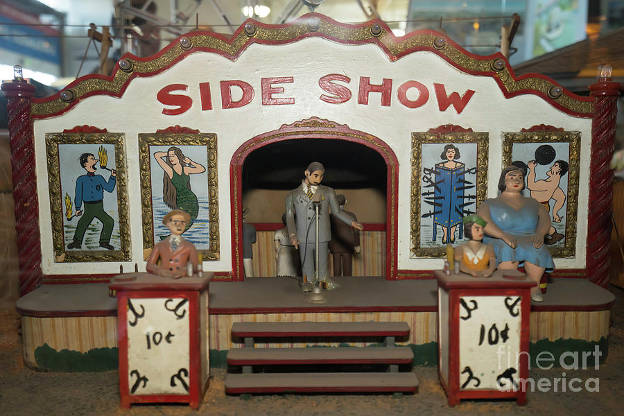 Side Show Vintage Penny Arcade Machine DSC6828 Photograph by Wingsdomain Art and Photography