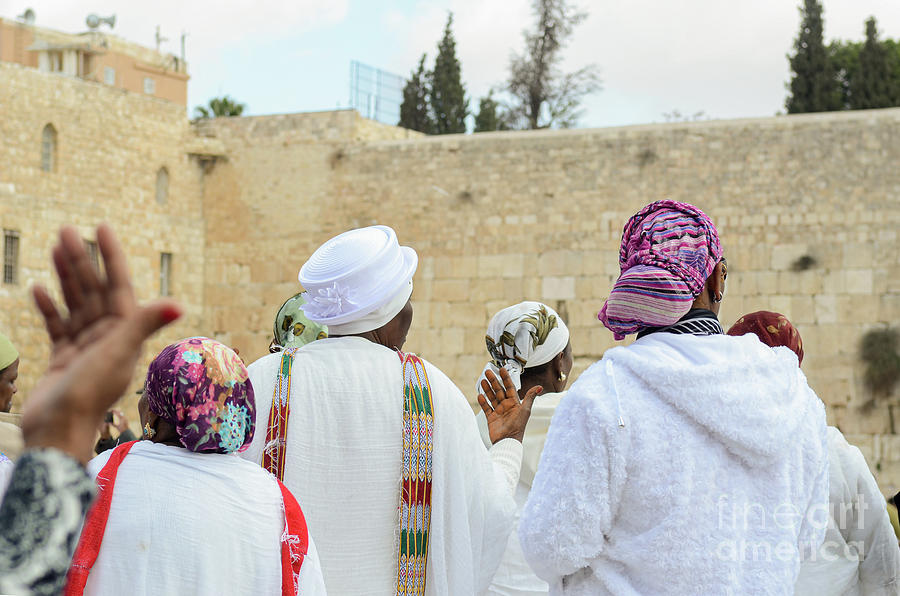 Sigd Holiday Of Ethiopian Jews 4 Photograph by Benny Woodoo