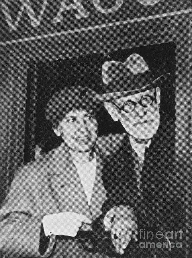 Sigmund And Anna Freud Photograph by Science Photo Library