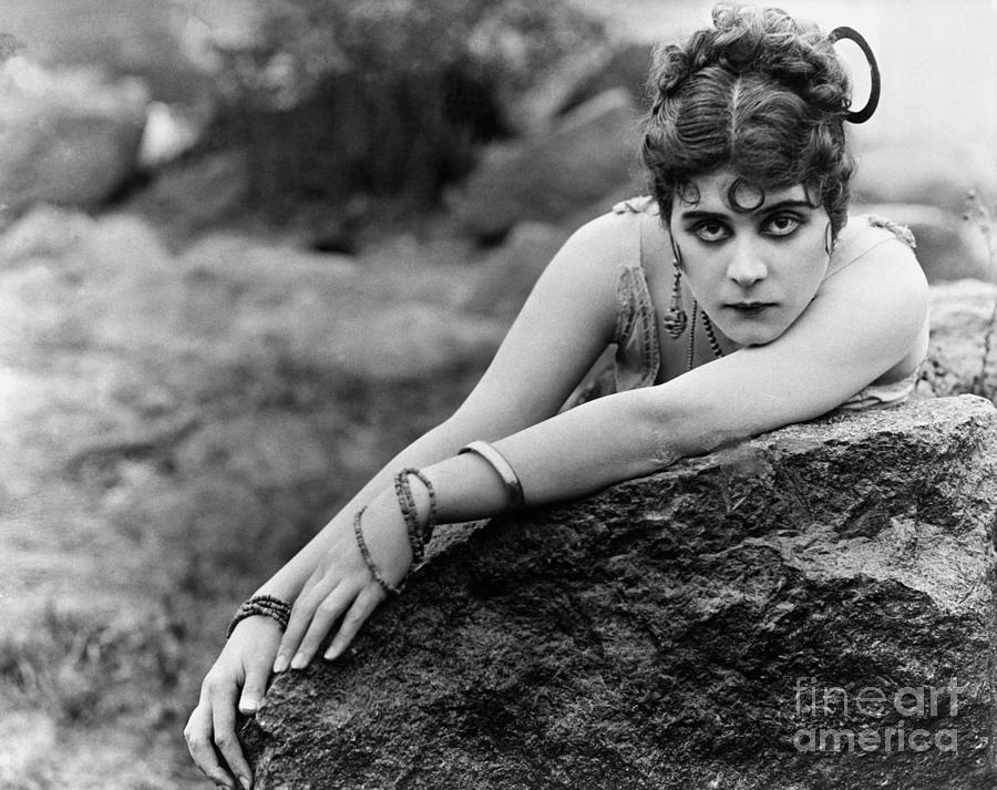 Silent Film Actress Theda Bara In Carmen Photograph by Bettmann