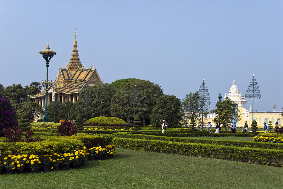 Silver Pagoda, Royal Palace, Phnom Penh Photograph by Photo By D. Johnson