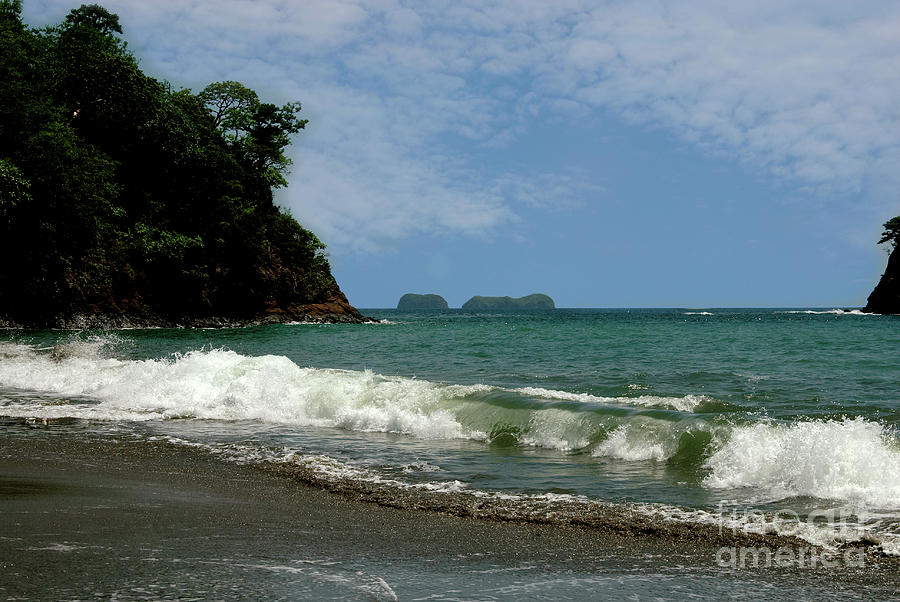 Simple Costa Rica Beach Photograph by Ed Taylor