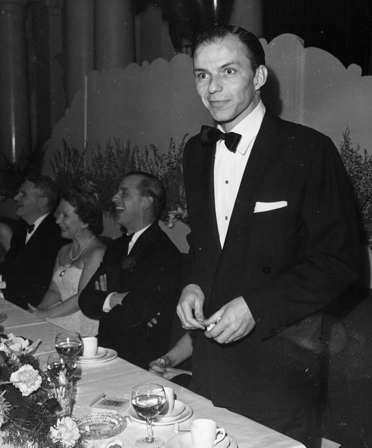 Frank Sinatra Photograph - Sinatras Speech by Bert Hardy