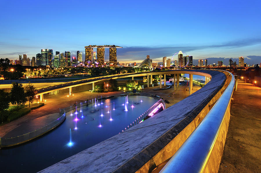 Singapore Marina Barrage Photograph by Fiftymm99