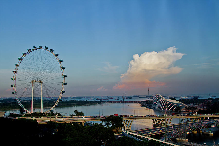 Singapore Wheel At Dawn Photograph by Vns24@yahoo.com